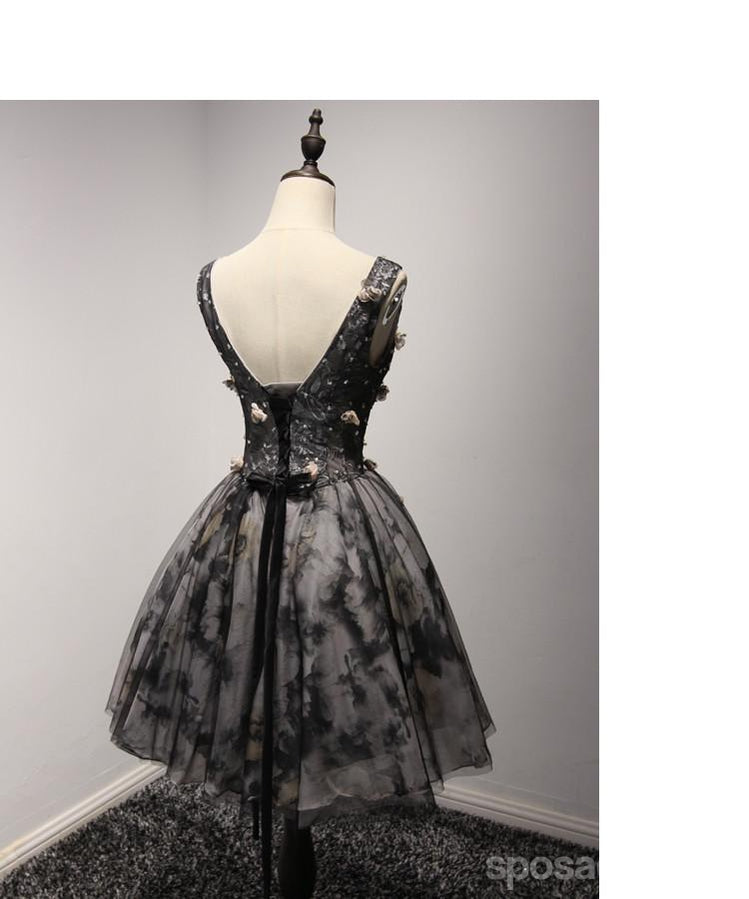 V decote vestidos de baile para os estudantes de regresso para casa de cadarço pretos curtos, pouco vestido posterior, CM205