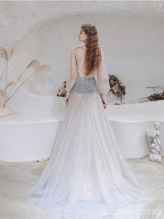 Une robe de soirée, 12350.