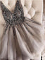 Vestidos de fiesta cortos de diamantes de imitación grises con cuello en V gruesos en línea, CM672